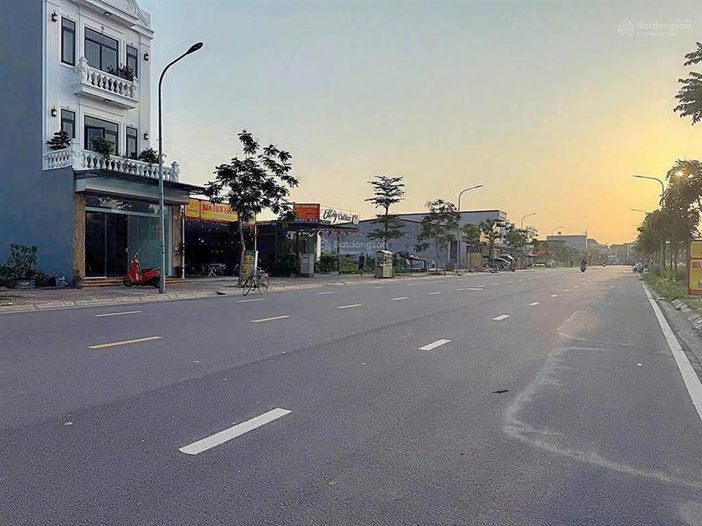 Đất đấu giá xa mạcyên lãng, 95m2 full thổ, vị trí vàng kinh doanh