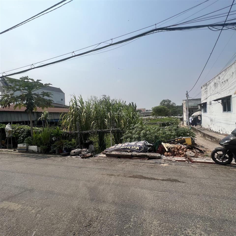 Bán đất mặt tiền trung đông 8, hóc môn, giá 15tr/m2