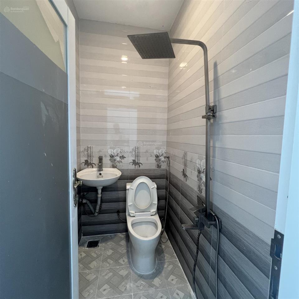 451/3 lê đức thọ, phường 16, dt 67m2 đất có 1 lầu gồm 4pn, giá 5,4 tỷ