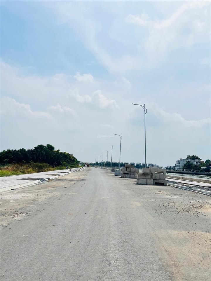 Bán 64 m2 đất thổ cư 100% tại an phú đông view đối diện vạn phúc