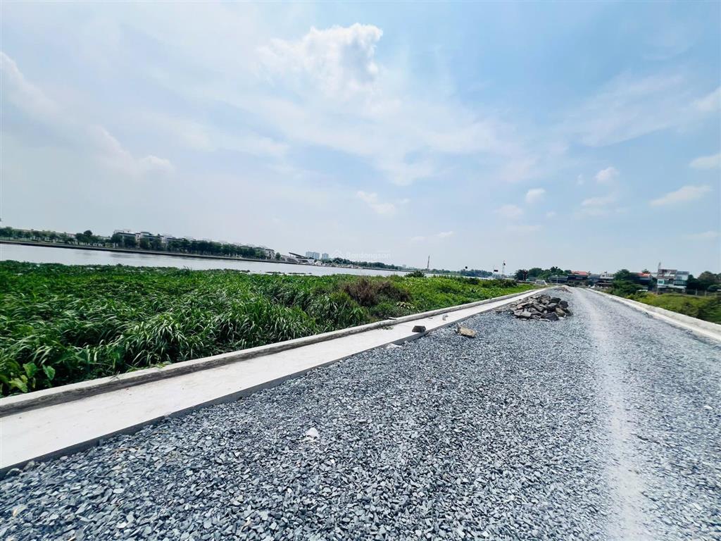 Bán 64 m2 đất thổ cư 100% tại an phú đông view đối diện vạn phúc