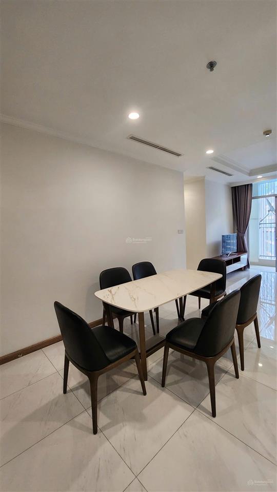 Bán căn hộ 2pn vinhomes central park tầng cao, view thoáng
