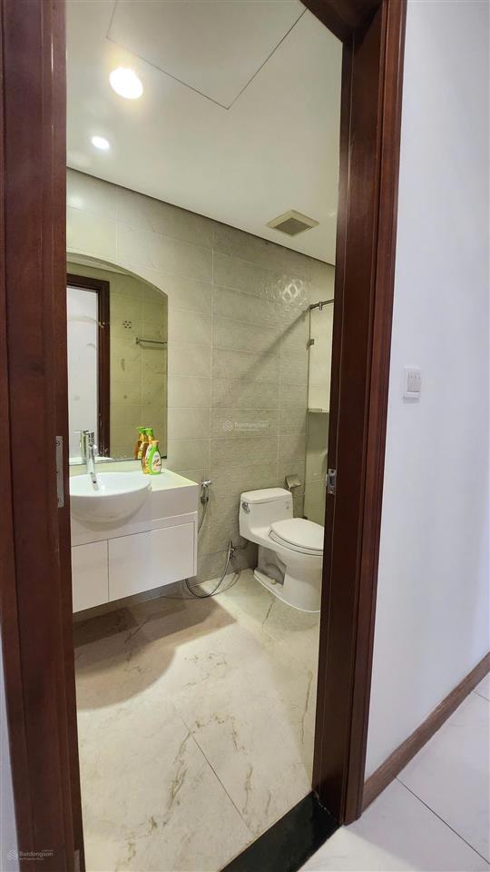 Bán căn hộ 2pn vinhomes central park tầng cao, view thoáng