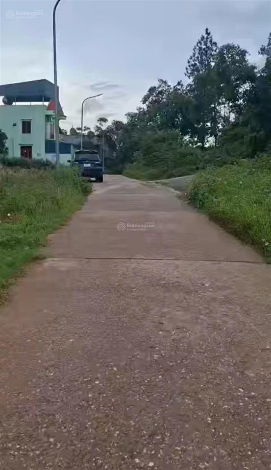 Phật tích, đường trục chính xe tải tránh nhau mà giá có 1.98 tỉ  trục chính vĩnh phú phật tích 78m