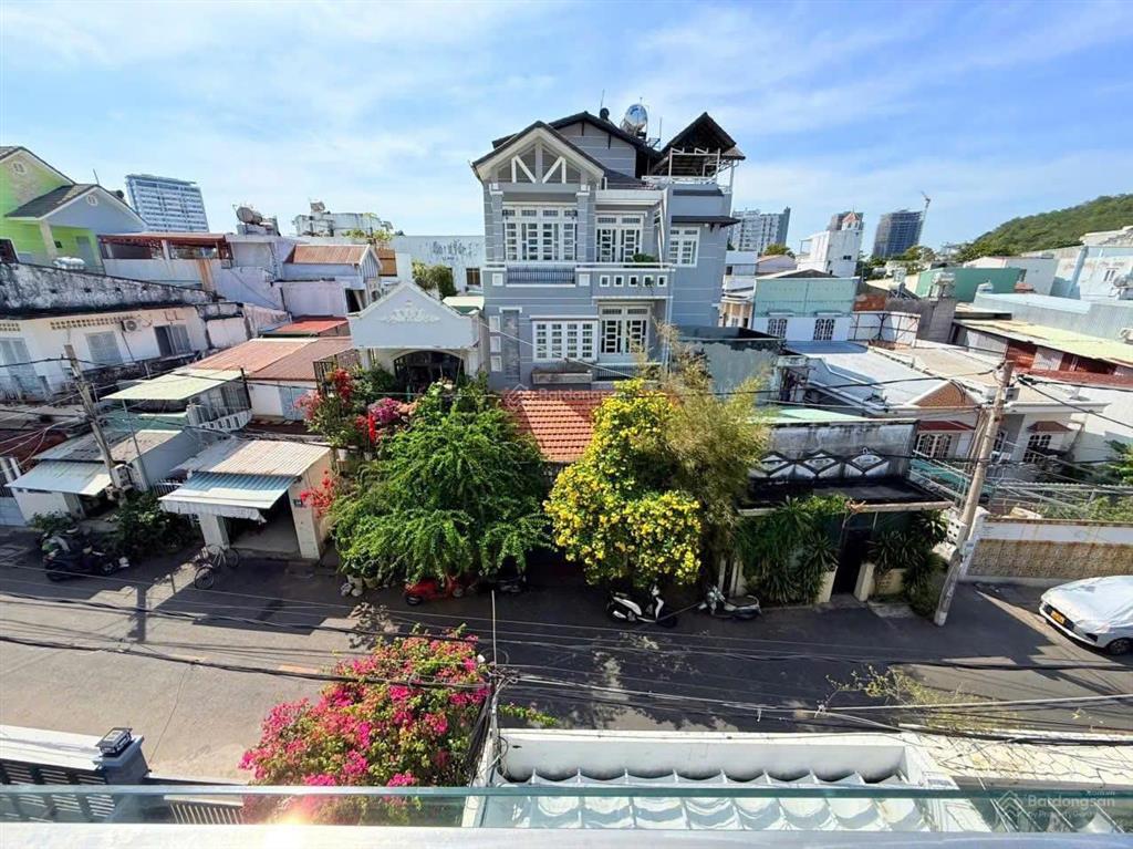 Bán nhà đẹp khu phố 2, phường 4 tp vũng tàu  1 trệt 2 lầu  85m²  giá tốt