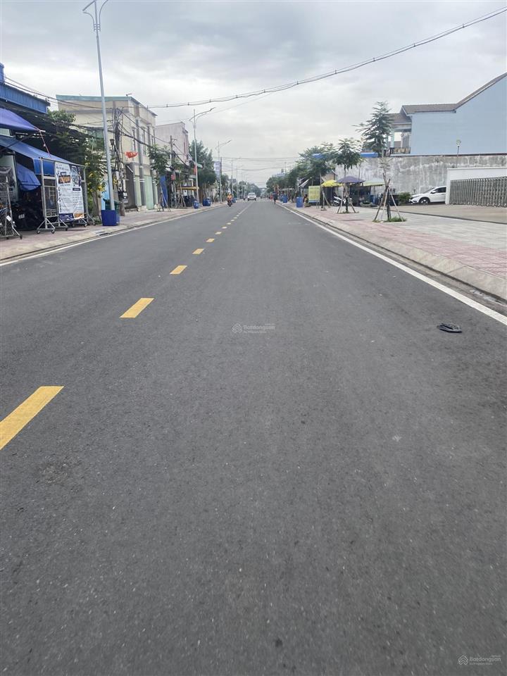 D1 kdc thuận giao 10x32 cặp trọ giá tốt