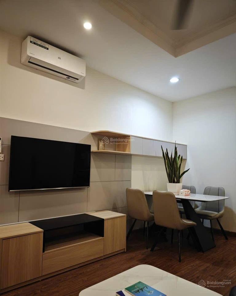 Chỉ 4.680 tỷ bao toàn bộ thuế phí sang tên sổ. có ngay căn 2 phòng ngủ 2vs 72m2 bc đn toà the pride