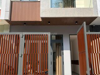 Cho thuê nhà tầng 1 và 2 làm văn phòng, công ty trong khu dân cư sadeco phước kiển