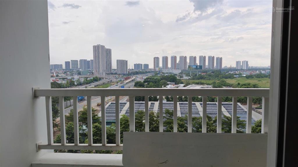 Cần sang lại căn hộ lexington apartment 84m22pn full nội thất. giá 6 tỷ.  0901 333 ***
