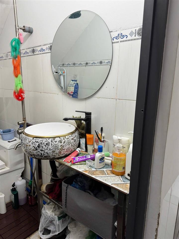 Nhà trệt lầu 3 phòng ngủ kdc hoàng quân, cần thơ gần trường cao đẳng fpt, đại học tây đô nhà đông