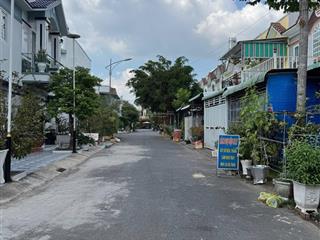 Bán nhà kdc hoàng quân, gần trường cao đẳng fpt, đại học tây đô cách bến xe trung tâm cần thơ 3km