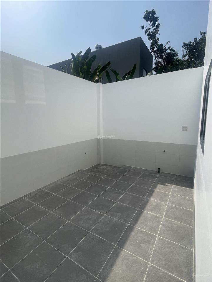 Nhà trệt lầu hoàn công 3 phòng ngủ gần bệnh viện số 10, đại học võ trường toản, thạnh xuân, cần thơ