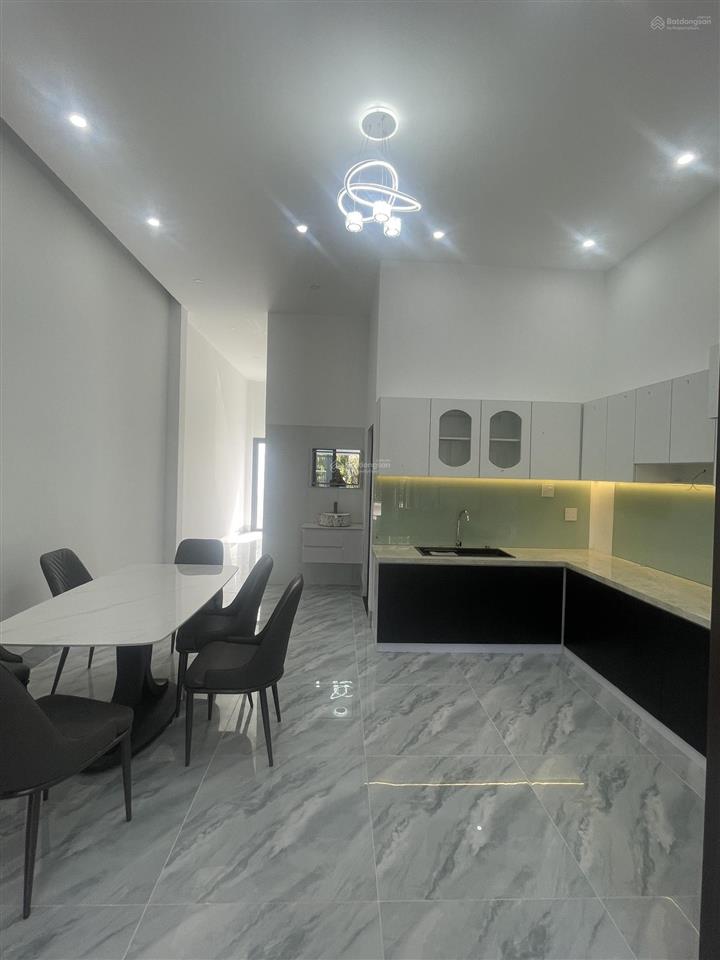 Nhà trệt lầu hoàn công 3 phòng ngủ gần bệnh viện số 10, đại học võ trường toản, thạnh xuân, cần thơ