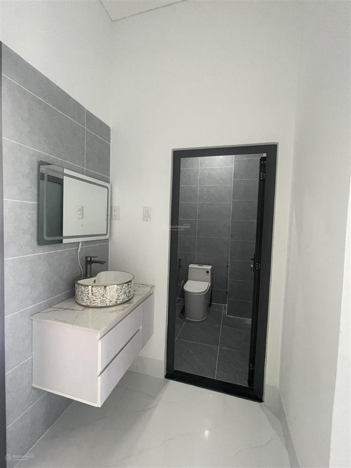 Nhà trệt lầu hoàn công 3 phòng ngủ gần bệnh viện số 10, đại học võ trường toản, thạnh xuân, cần thơ