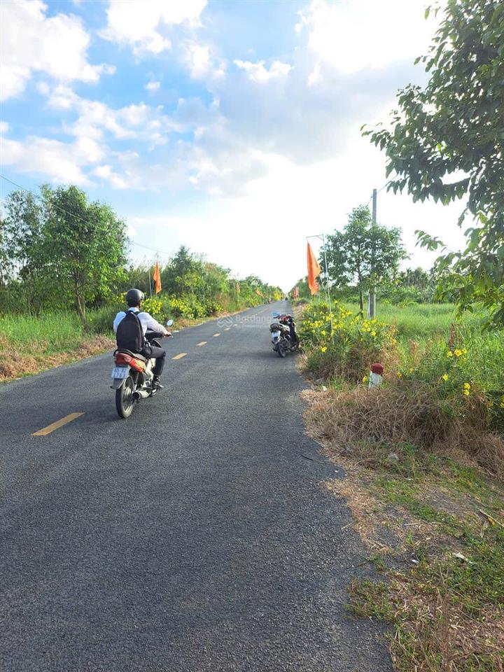 Bán 1672m2 đất mặt tiền đường nhựa về xã đông phước a (nối ql1a  tỉnh lộ 925) lộ oto tải tới đất