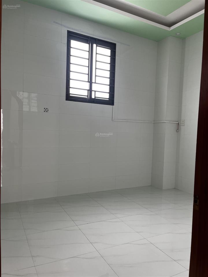 Bán nhà trệt lầu hoàn công, 3 phòng ngủ dán gạch full tường, dọn vô ở ngay, cách chợ cái răng 450m