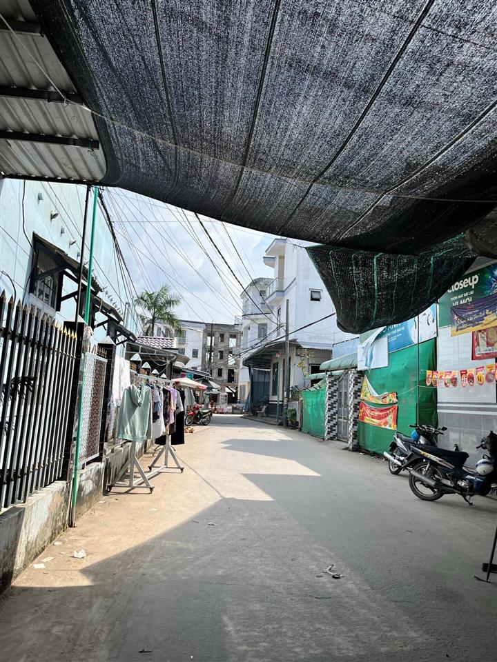 Bán 1,3 công đất có 100m2 thổ cư đường cặp sông ba láng, thạnh xuân, cần thơ, cách chợ cái tắc 800m