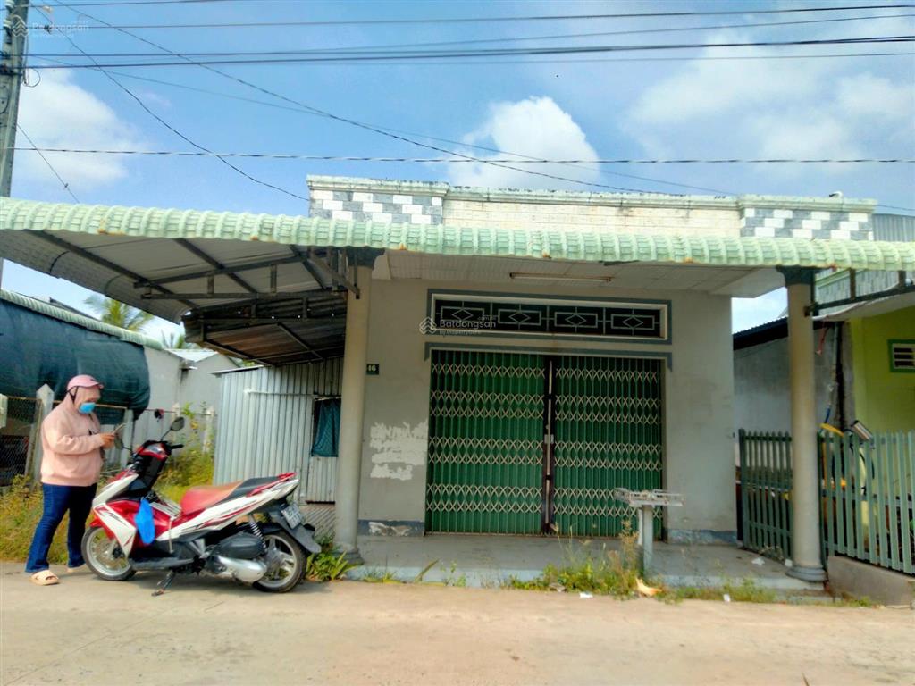 Bán đất tặng nhà trệt kiên cố lộ ô tô view sông, sau giáp kênh thủy lợi 10m cách đường tỉnh 922 1km