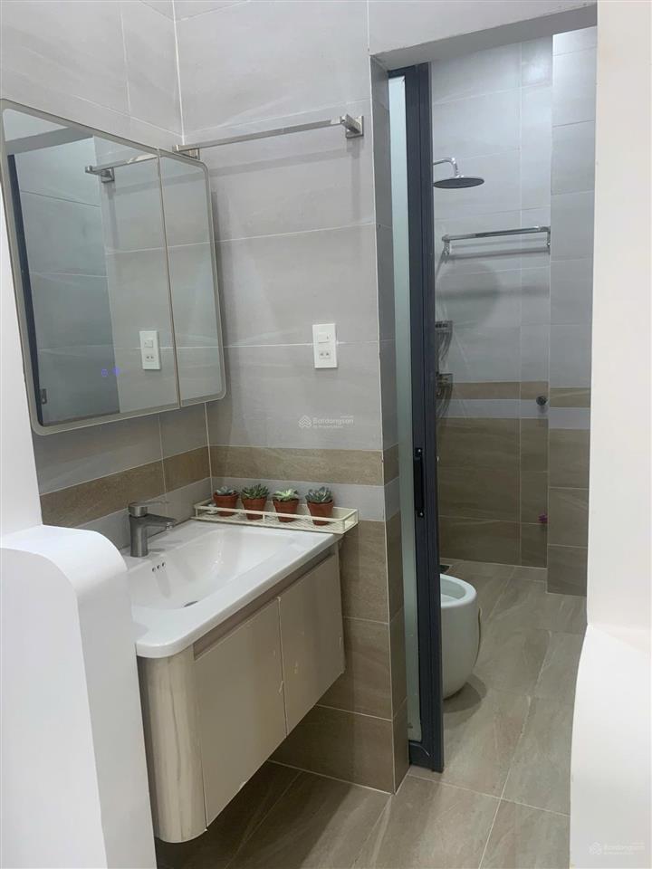 Bán nhà đường b18 kdc hưng phú, cần thơ. gần siêu thị go! 4 phòng ngủ gần khu hành chính tập trung