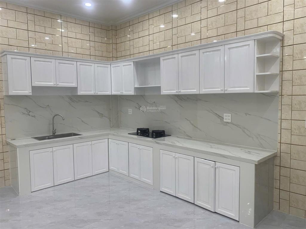 Bán nhà đường b18 kdc hưng phú, cần thơ. gần siêu thị go! 4 phòng ngủ gần khu hành chính tập trung