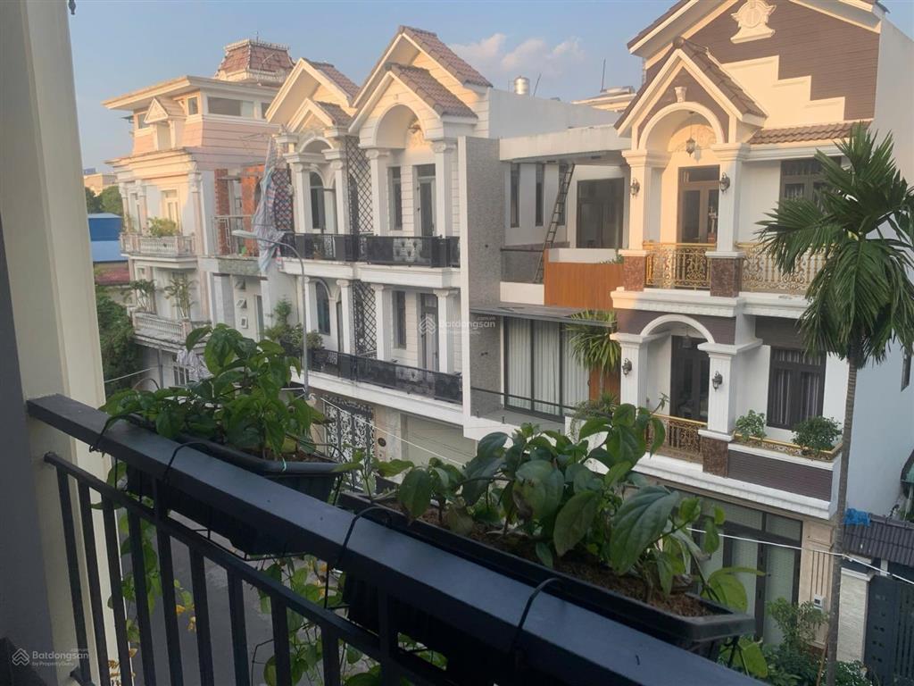 Bán nhà đường b18 kdc hưng phú, cần thơ. gần siêu thị go! 4 phòng ngủ gần khu hành chính tập trung