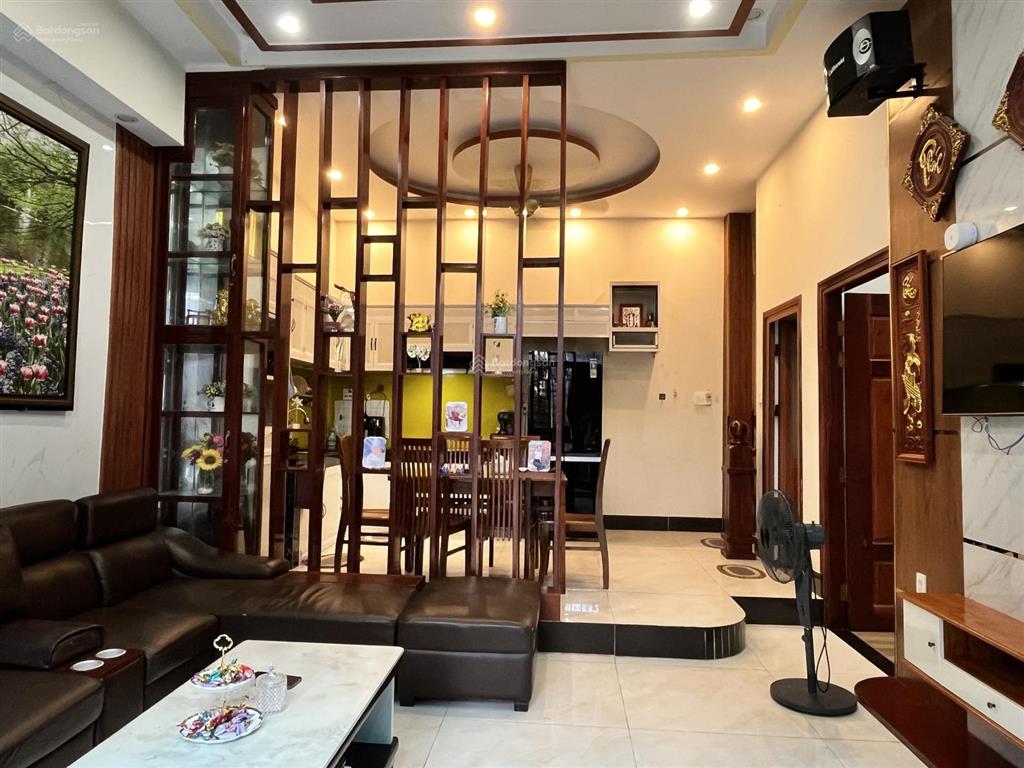 Bán nhà 4 phòng ngủ hẻm 388 đường nguyễn văn cừ, p. tân an, cần thơ gần đại học y dược cần thơ