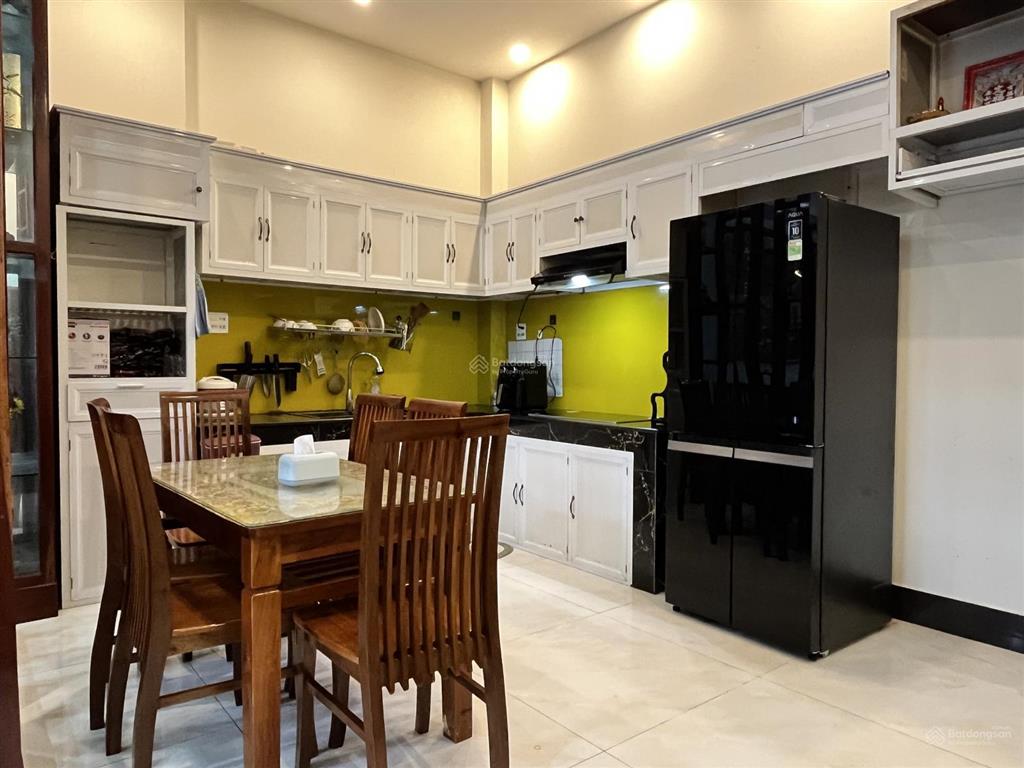 Bán nhà 4 phòng ngủ hẻm 388 đường nguyễn văn cừ, p. tân an, cần thơ gần đại học y dược cần thơ