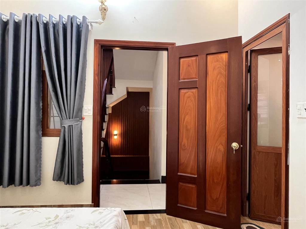 Bán nhà 4 phòng ngủ hẻm 388 đường nguyễn văn cừ, p. tân an, cần thơ gần đại học y dược cần thơ
