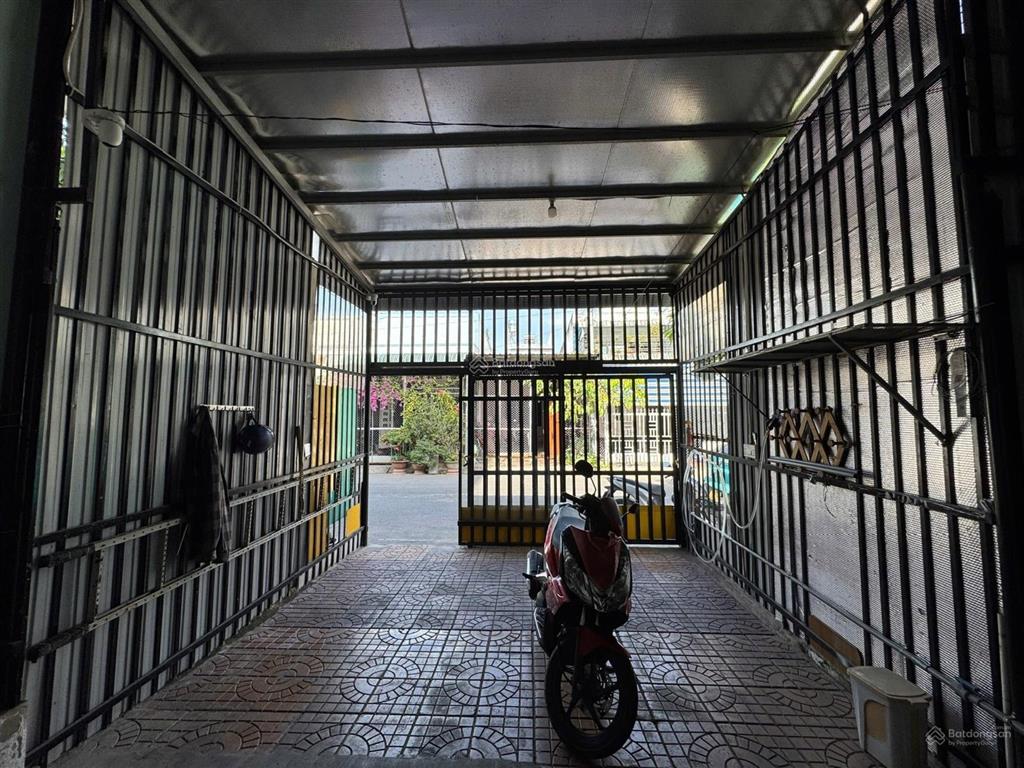 Bán nhà kdc phú an, phú thứ, cần thơ diện tích 81m2, tặng hệ thống điện năng lượng mặt trời