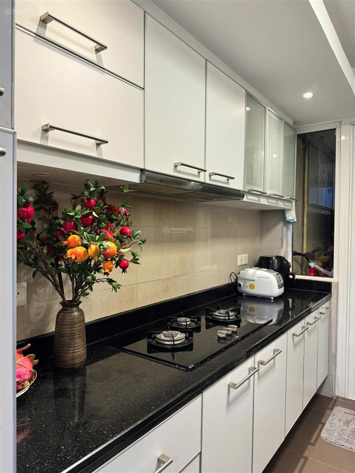 Bán căn hộ 2 phòng ngủ saigon pearl căn góc đẹp tầng thấpgiá bán 9,5 tỷ