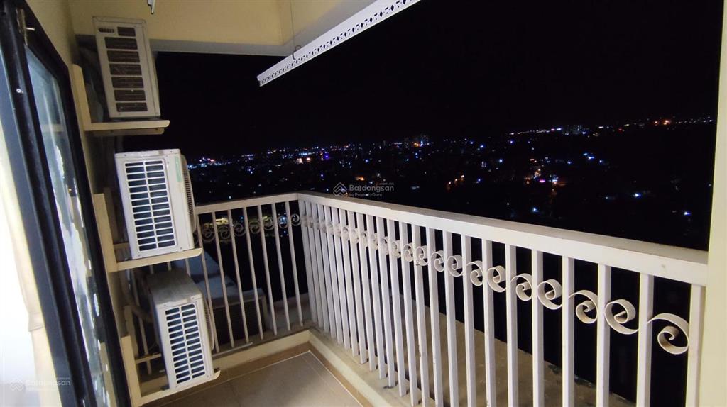 Bán căn hộ 92m2, 3pn, block a1, tặng lại nội thất, giá 4 tỷ 480.  ms hậu 0909 910 ***
