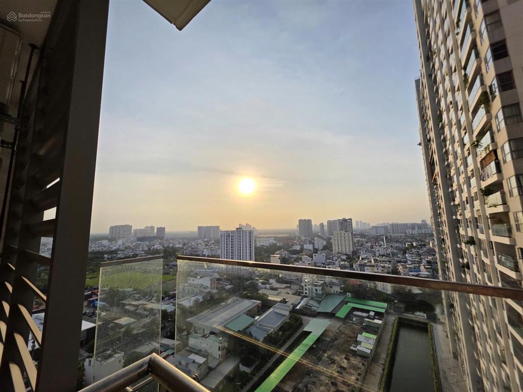 Cho thuê sky89 2pn 2wc full nội thất gỗ an cường giá 15tr ở liền  0905 705 ***