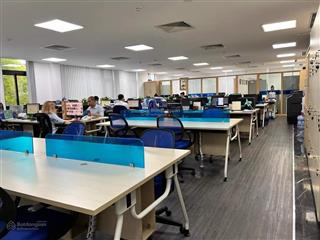 Bán tòa văn phòng hạng a, mặt phố hoàng quốc việt, 400m2, giá 3xx tỷ