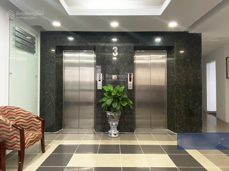Bán tòa văn phòng hạng a, mặt phố hoàng quốc việt, 400m2, giá 3xx tỷ