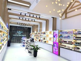 Chính chủ cho thuê căn mặt phố 258 bà triệu, miễn trung gian 0906 879 ***