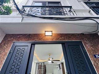 Siêu hiêm, chỉ 6.35 tỷ nhà 33m2 5 tầng đẹp keng ở ngay, thẳng tắp 50m ra đường ô tô, bán gấp