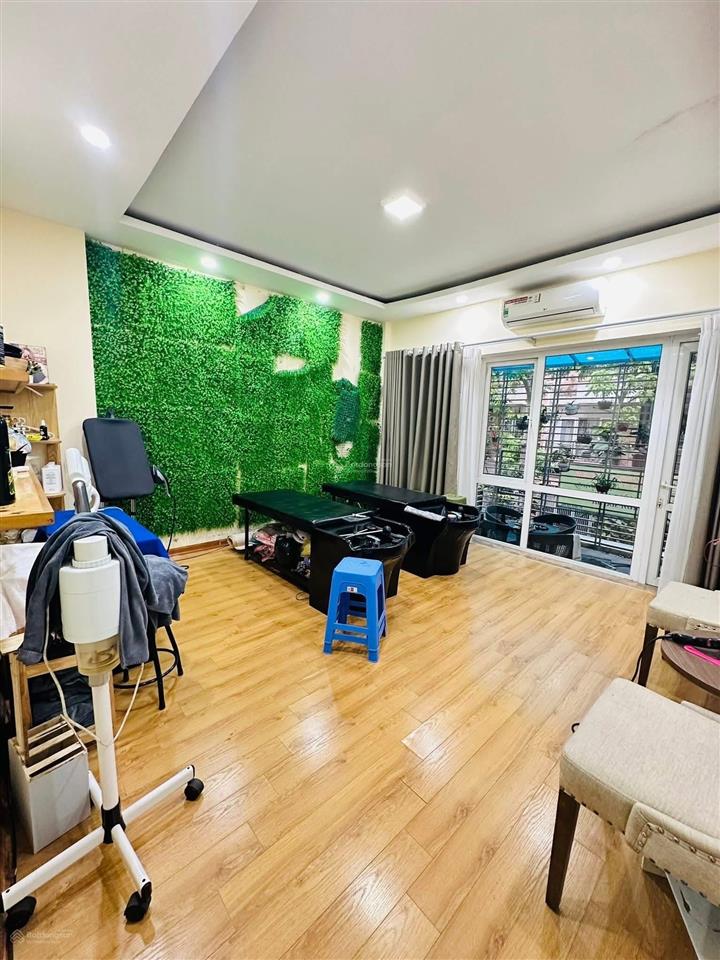 Duy nhất 1 căn liền kề 80m2 5 tầng mt4.5m ô tô tránh vỉa hè kinh doanh, hàng f0, chủ cần bán gấp