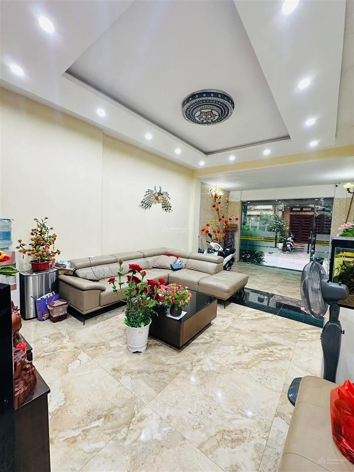 Duy nhất 1 căn liền kề 80m2 5 tầng mt4.5m ô tô tránh vỉa hè kinh doanh, hàng f0, chủ cần bán gấp