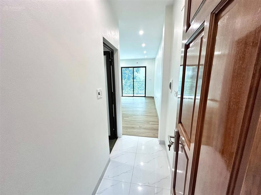 Chỉ 6.2 tỷ nhà 38m², 5 tầng mới keng ở ngay, sdcc sát vinhomes smart city, chủ cần bán gấp