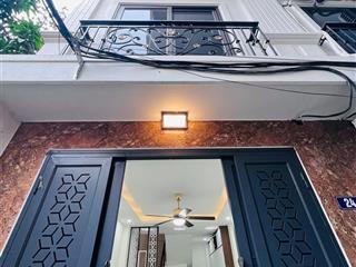 Duy nhất 1 căn giá ngon. chỉ 6.35 tỷ có bớt, nhà 33m2 5 tầng đẹp keng ở ngay, ngõ 180 tây mỗ