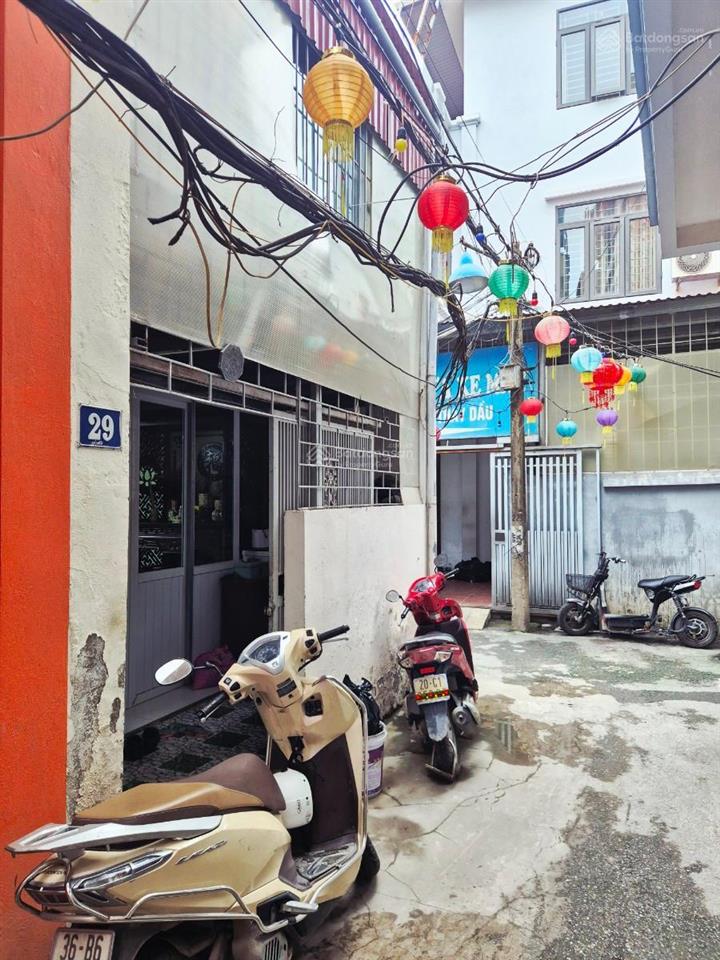 Siêu hiếm căn nhà 35m2 lô góc 2 tầng vạn phúc, ngõ rộng gần phố, chỉ 6.35 tỷ sđcc