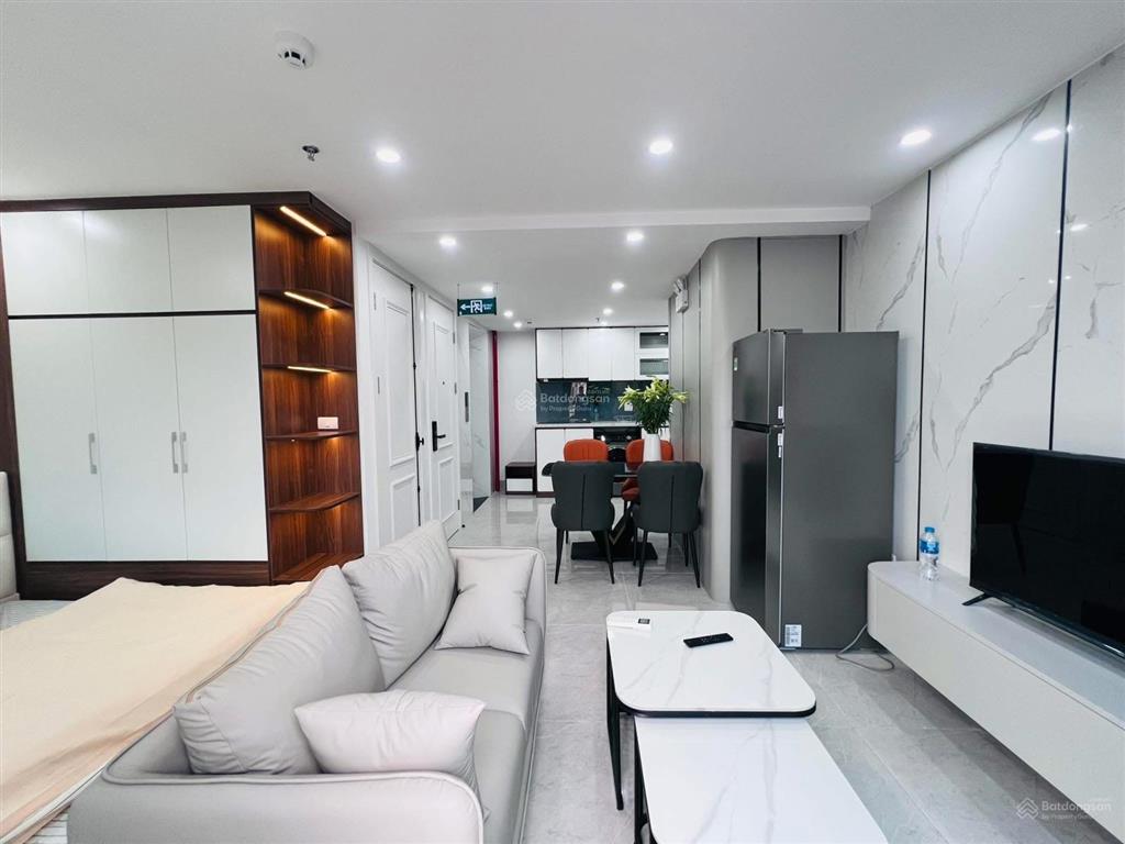 Chủ ngộp bank, chỉ 190tr/m2 toà cmn 110m2 8 tầng thang máy 24pkk + penthouse chủ ở, chỉ 20.5 tỷ