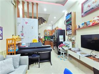 Bán gấp nhà 35m2 5 tầng full nội thất đẹp ở ngay, ngã 5 hà trì, giá cực tốt chỉ 5,85 tỷ, sđcc
