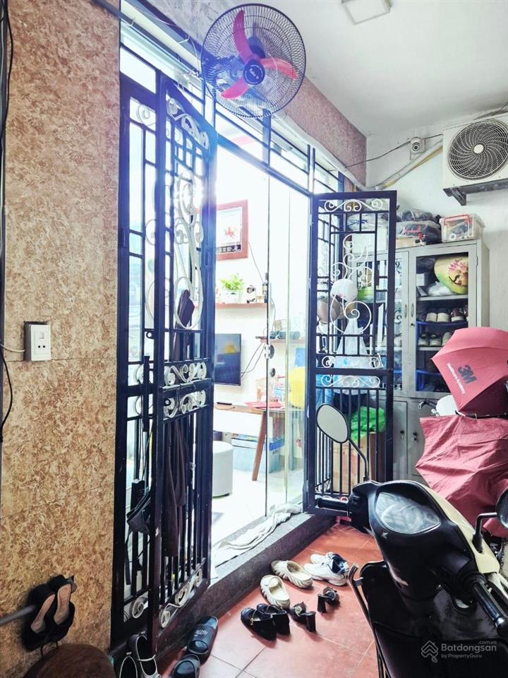 Bán gấp nhà 35m2 5 tầng full nội thất đẹp ở ngay, ngã 5 hà trì, giá cực tốt chỉ 5,85 tỷ, sđcc