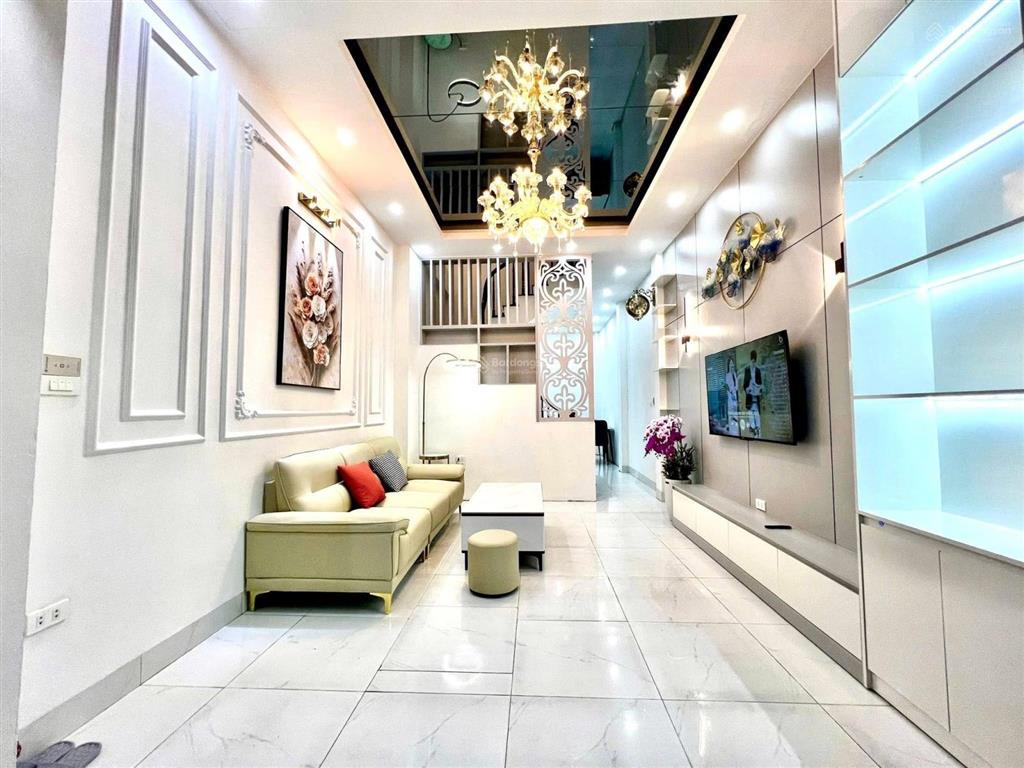 Chính chủ bán nhà ngõ 139 quyết thắng 40m2 5 tầng ô tô đỗ cửa tặng full nội thất siêu đẹp  tc 7 tỷ