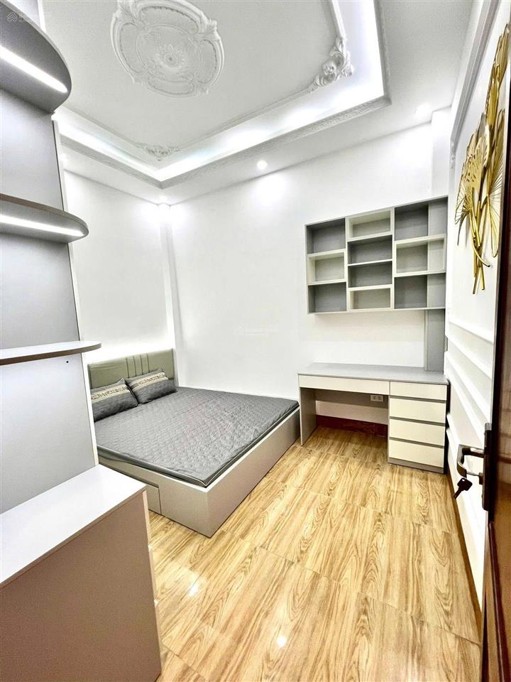 Chính chủ bán nhà ngõ 139 quyết thắng 40m2 5 tầng ô tô đỗ cửa tặng full nội thất siêu đẹp  tc 7 tỷ