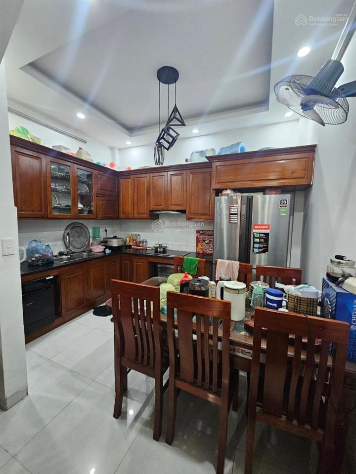Bán gấp căn 33m2 4 tầng cuối đường nguyễn khuyến, tài chính 6 tỷ, ngõ rộng thoáng, nhà dân xây