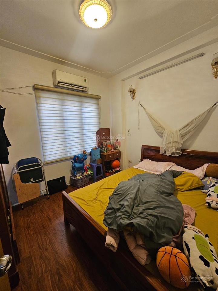 Bán gấp căn 33m2 4 tầng cuối đường nguyễn khuyến, tài chính 6 tỷ, ngõ rộng thoáng, nhà dân xây