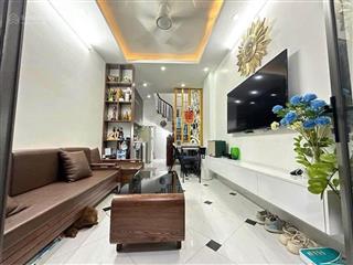 Bán gấp nhà gần vườn hoa hà đông, căn 35m2 5 tầng đẹp ở ngay ô tô cách 10m giá chỉ 6,8 tỷ sđcc