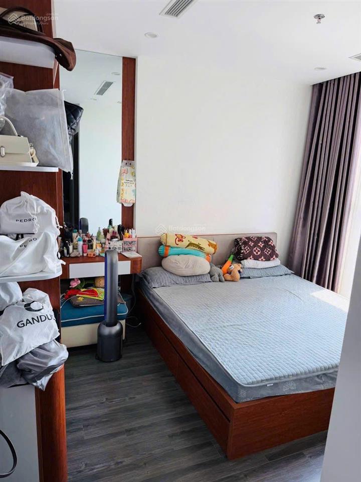 Cho thuê căn 2n tk2 tòa tokin 2 full nội thất siêu đẹp  vào ở được luôn  căn giá tốt